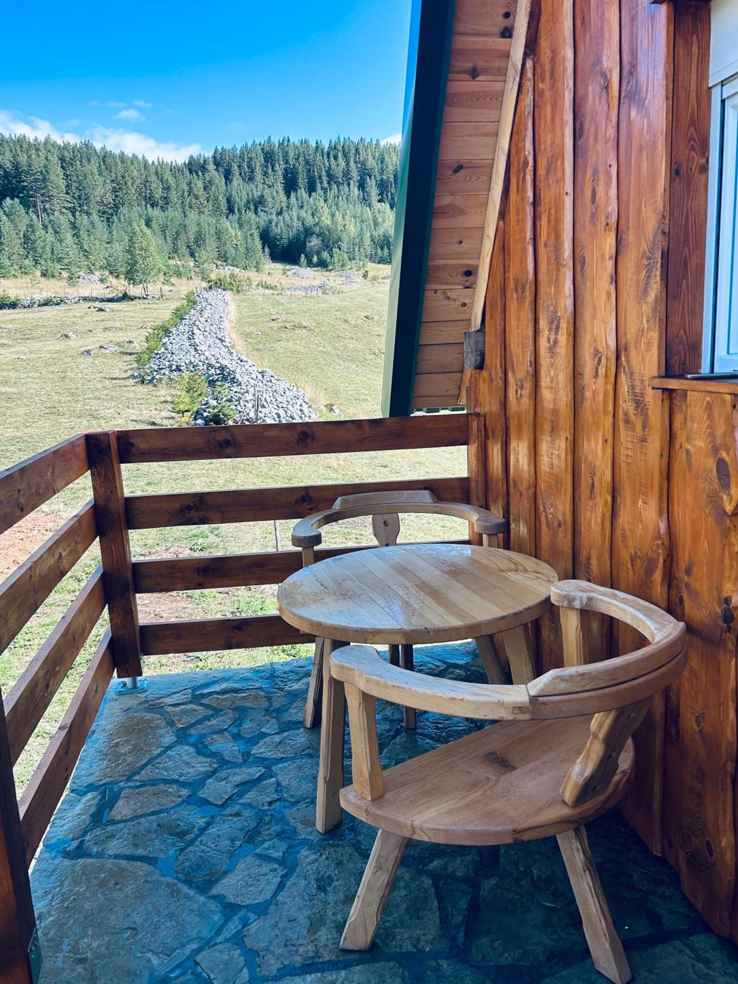 Nomad Lodge Zminica Žabljak Exterior foto