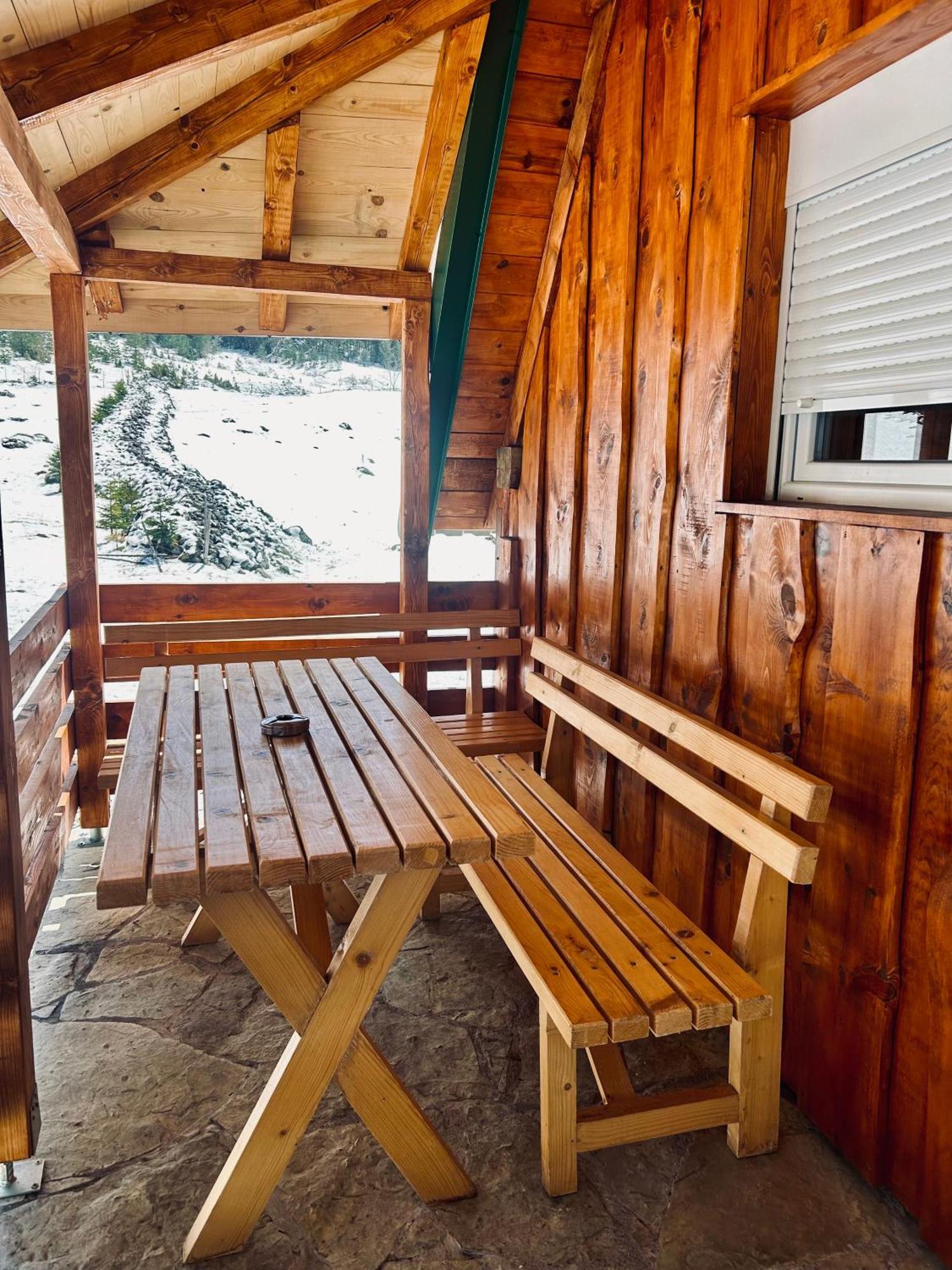 Nomad Lodge Zminica Žabljak Exterior foto
